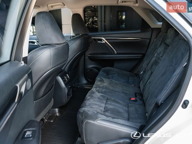 Білий Лексус РХ, об'ємом двигуна 2 л та пробігом 86 тис. км за 29000 $, фото 21 на Automoto.ua