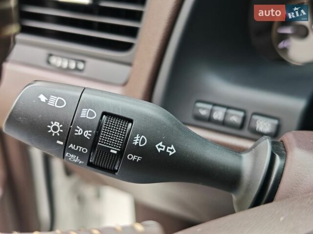 Білий Лексус РХ, об'ємом двигуна 3.46 л та пробігом 71 тис. км за 32000 $, фото 47 на Automoto.ua