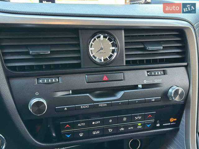 Белый Лексус РХ, объемом двигателя 2 л и пробегом 139 тыс. км за 42000 $, фото 52 на Automoto.ua