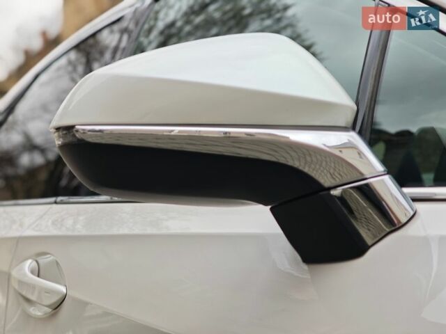 Білий Лексус РХ, об'ємом двигуна 3.46 л та пробігом 71 тис. км за 32000 $, фото 81 на Automoto.ua