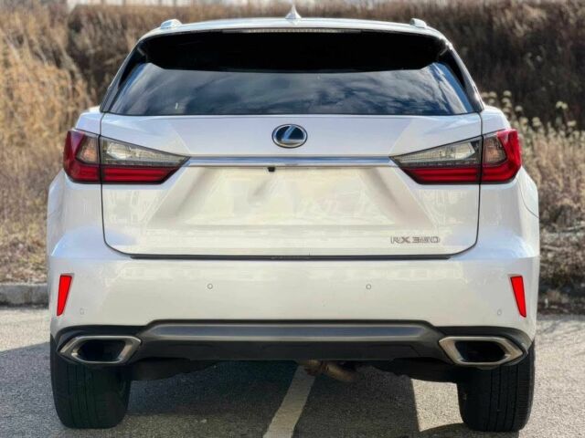 Белый Лексус РХ, объемом двигателя 3.5 л и пробегом 69 тыс. км за 13200 $, фото 4 на Automoto.ua