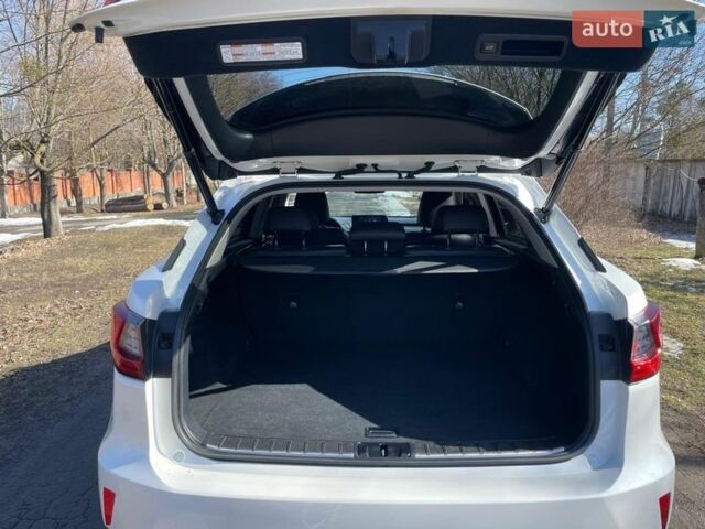 Белый Лексус РХ, объемом двигателя 2 л и пробегом 146 тыс. км за 27500 $, фото 22 на Automoto.ua