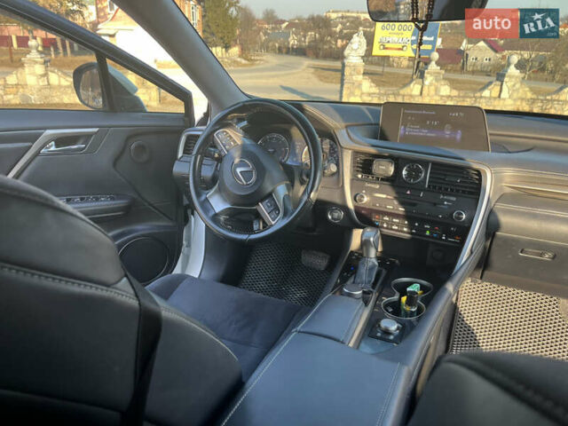 Білий Лексус РХ, об'ємом двигуна 2 л та пробігом 58 тис. км за 33800 $, фото 20 на Automoto.ua
