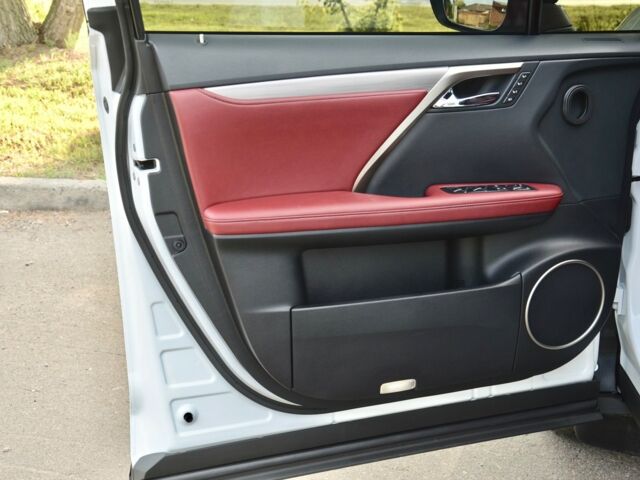 Білий Лексус РХ, об'ємом двигуна 2 л та пробігом 30 тис. км за 51500 $, фото 13 на Automoto.ua
