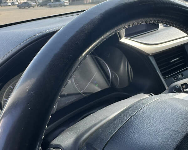 Білий Лексус РХ, об'ємом двигуна 2 л та пробігом 116 тис. км за 29300 $, фото 28 на Automoto.ua