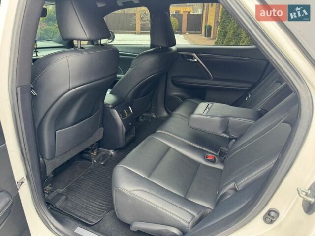 Білий Лексус РХ, об'ємом двигуна 3.46 л та пробігом 157 тис. км за 27950 $, фото 12 на Automoto.ua