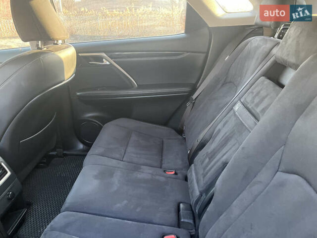 Білий Лексус РХ, об'ємом двигуна 2 л та пробігом 58 тис. км за 33800 $, фото 17 на Automoto.ua