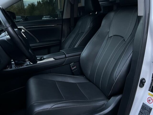 Белый Лексус РХ, объемом двигателя 2 л и пробегом 68 тыс. км за 32900 $, фото 9 на Automoto.ua