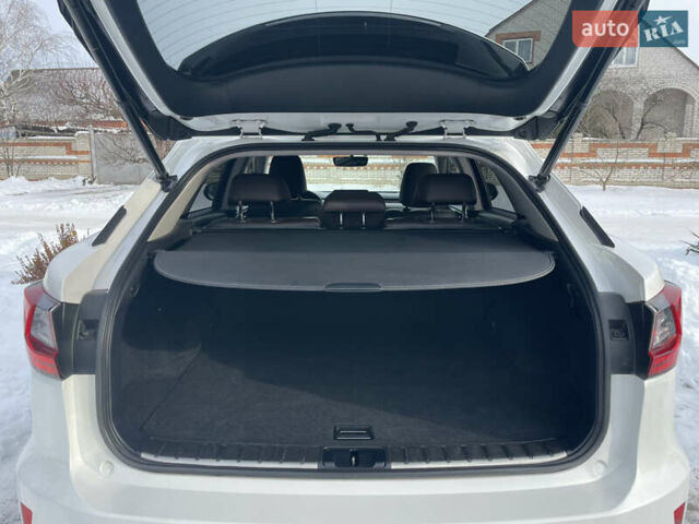 Білий Лексус РХ, об'ємом двигуна 2 л та пробігом 147 тис. км за 27700 $, фото 34 на Automoto.ua