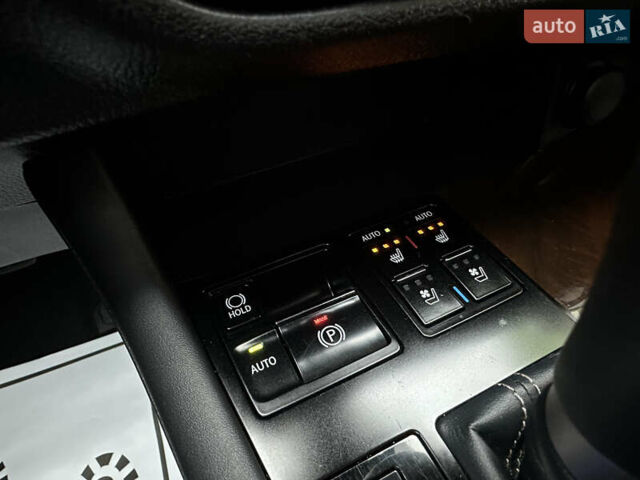 Белый Лексус РХ, объемом двигателя 3.5 л и пробегом 143 тыс. км за 33500 $, фото 161 на Automoto.ua