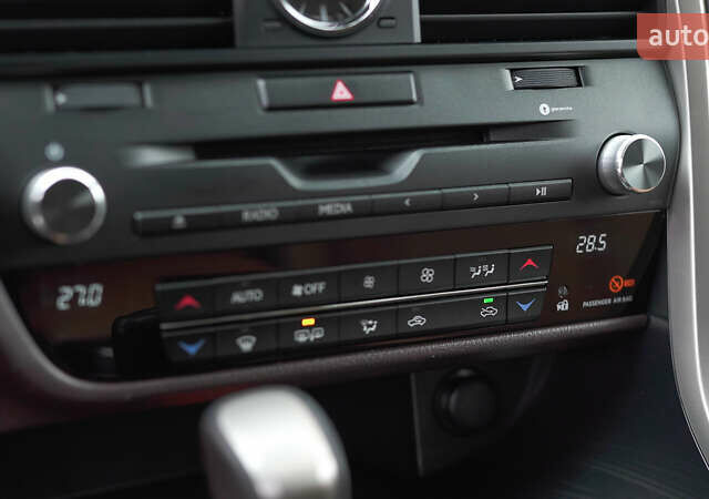 Белый Лексус РХ, объемом двигателя 2 л и пробегом 122 тыс. км за 31403 $, фото 28 на Automoto.ua