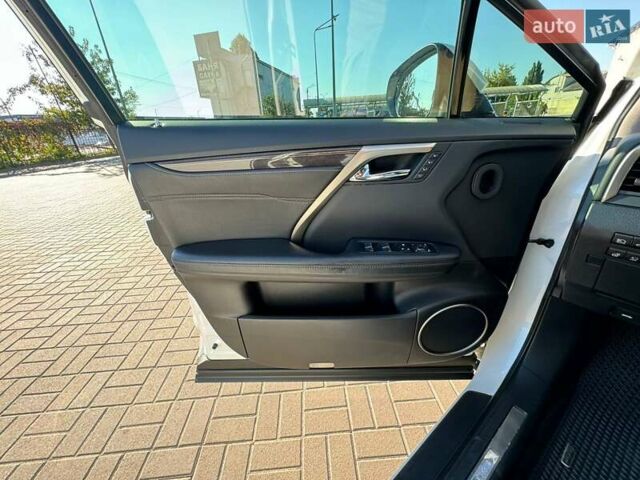 Білий Лексус РХ, об'ємом двигуна 3.46 л та пробігом 90 тис. км за 42000 $, фото 32 на Automoto.ua