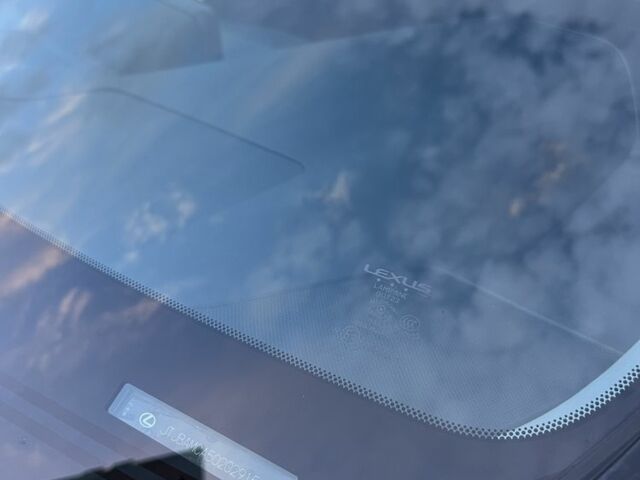 Белый Лексус РХ, объемом двигателя 2 л и пробегом 68 тыс. км за 32900 $, фото 20 на Automoto.ua