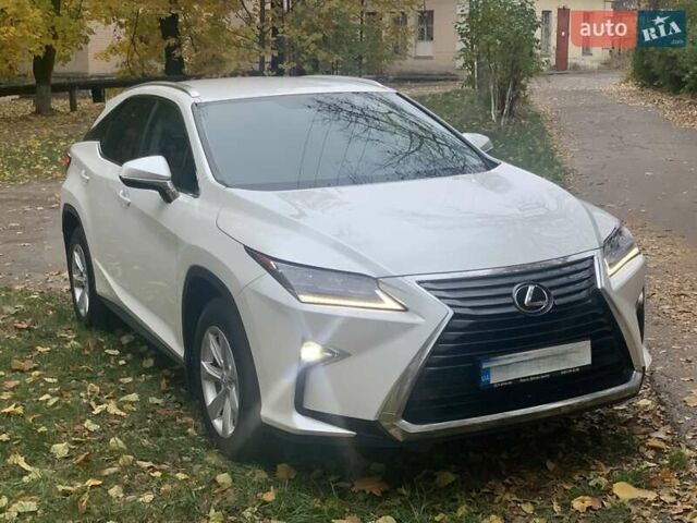 Белый Лексус РХ, объемом двигателя 2 л и пробегом 94 тыс. км за 37000 $, фото 3 на Automoto.ua