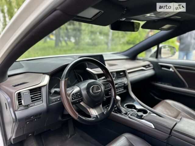 Білий Лексус РХ, об'ємом двигуна 2 л та пробігом 186 тис. км за 26700 $, фото 39 на Automoto.ua