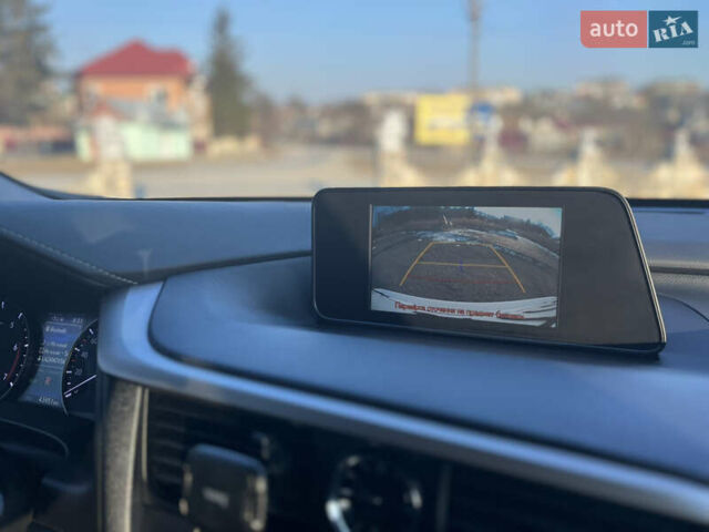 Білий Лексус РХ, об'ємом двигуна 2 л та пробігом 58 тис. км за 33800 $, фото 27 на Automoto.ua