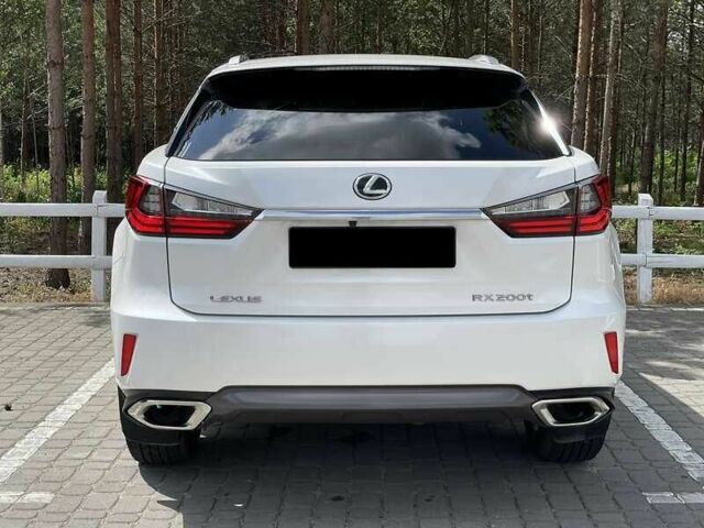 Білий Лексус РХ, об'ємом двигуна 2 л та пробігом 107 тис. км за 28000 $, фото 6 на Automoto.ua
