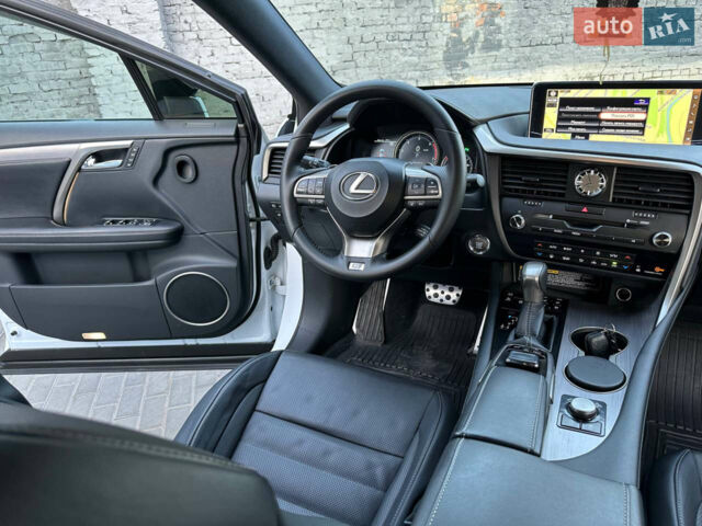 Білий Лексус РХ, об'ємом двигуна 2 л та пробігом 139 тис. км за 40000 $, фото 43 на Automoto.ua