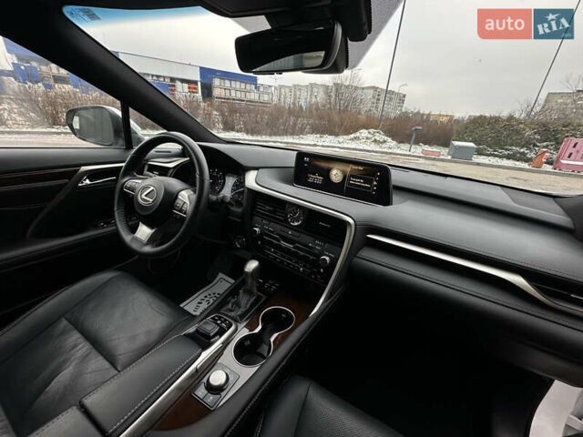 Белый Лексус РХ, объемом двигателя 3.5 л и пробегом 143 тыс. км за 33500 $, фото 168 на Automoto.ua