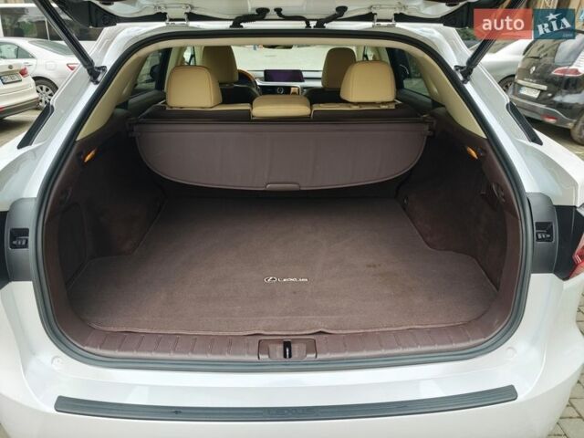 Білий Лексус РХ, об'ємом двигуна 3.46 л та пробігом 71 тис. км за 32000 $, фото 69 на Automoto.ua