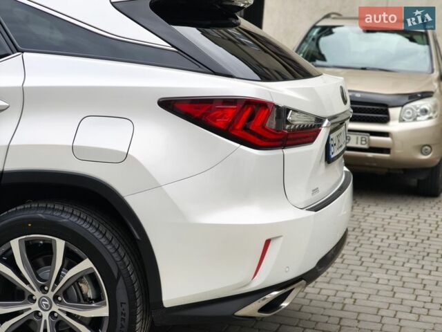 Білий Лексус РХ, об'ємом двигуна 3.46 л та пробігом 71 тис. км за 32000 $, фото 23 на Automoto.ua