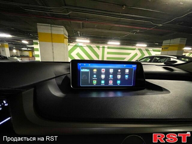 Белый Лексус РХ, объемом двигателя 35 л и пробегом 64 тыс. км за 33000 $, фото 1 на Automoto.ua