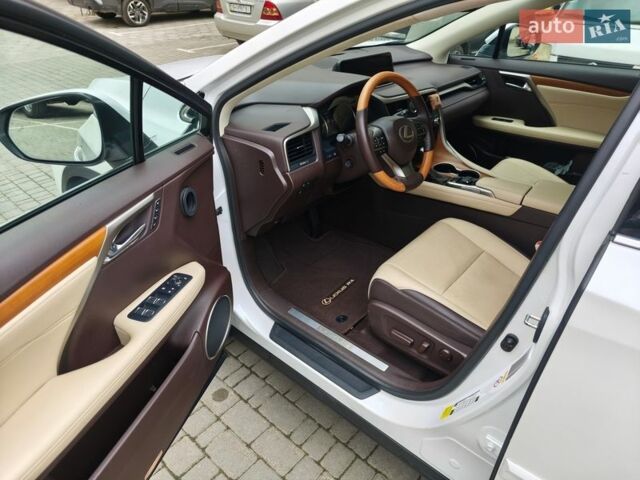 Білий Лексус РХ, об'ємом двигуна 3.46 л та пробігом 71 тис. км за 32000 $, фото 33 на Automoto.ua