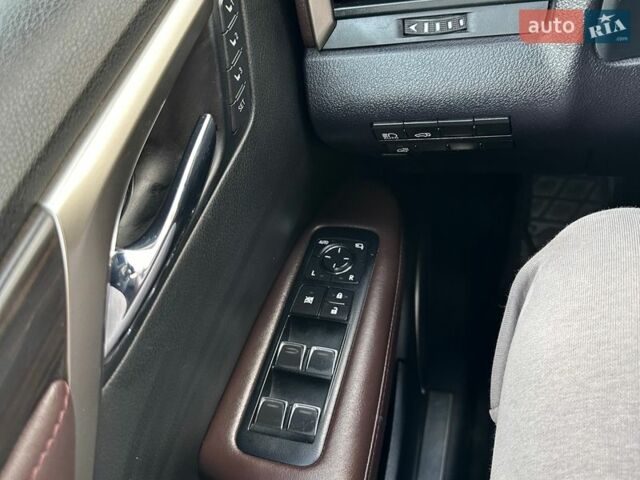 Білий Лексус РХ, об'ємом двигуна 3.46 л та пробігом 109 тис. км за 34800 $, фото 2 на Automoto.ua