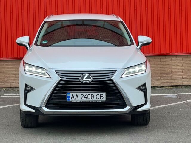Білий Лексус РХ, об'ємом двигуна 2 л та пробігом 80 тис. км за 37600 $, фото 1 на Automoto.ua