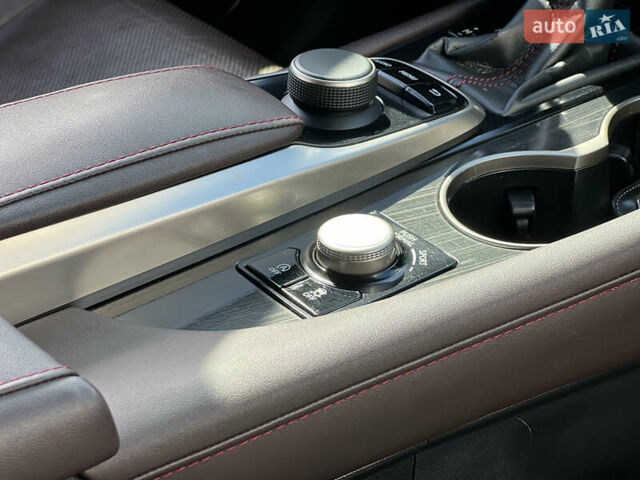 Білий Лексус РХ, об'ємом двигуна 2 л та пробігом 124 тис. км за 33900 $, фото 45 на Automoto.ua