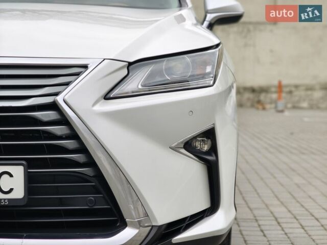 Білий Лексус РХ, об'ємом двигуна 3.46 л та пробігом 71 тис. км за 32000 $, фото 13 на Automoto.ua