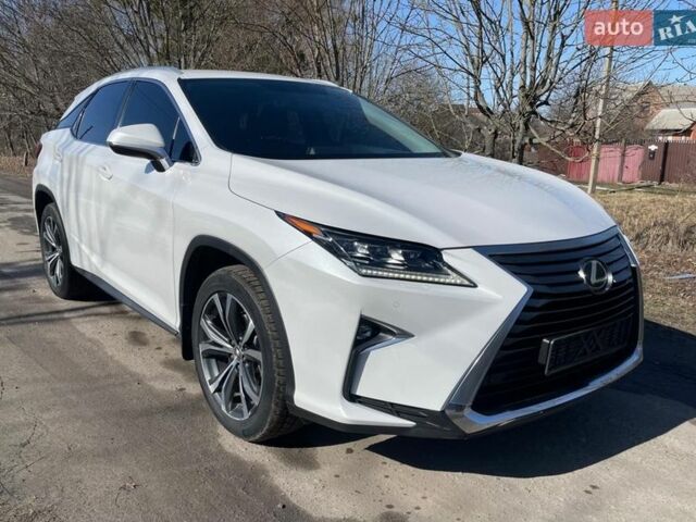 Белый Лексус РХ, объемом двигателя 2 л и пробегом 146 тыс. км за 27500 $, фото 2 на Automoto.ua
