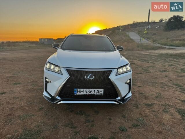 Білий Лексус РХ, об'ємом двигуна 3.46 л та пробігом 56 тис. км за 33500 $, фото 4 на Automoto.ua