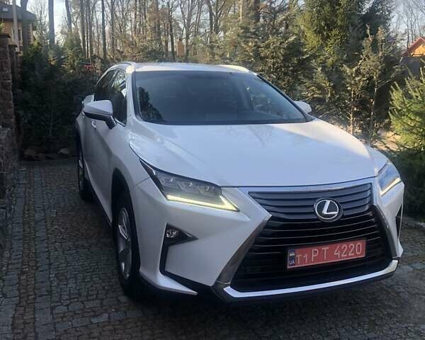 Белый Лексус РХ, объемом двигателя 2 л и пробегом 122 тыс. км за 27500 $, фото 1 на Automoto.ua