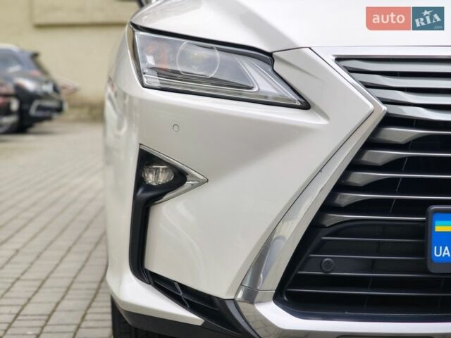 Білий Лексус РХ, об'ємом двигуна 3.46 л та пробігом 71 тис. км за 32000 $, фото 14 на Automoto.ua