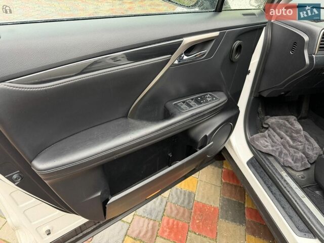 Білий Лексус РХ, об'ємом двигуна 2 л та пробігом 113 тис. км за 31500 $, фото 26 на Automoto.ua
