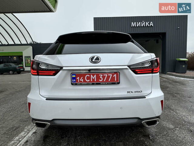 Белый Лексус РХ, объемом двигателя 3.5 л и пробегом 143 тыс. км за 33500 $, фото 64 на Automoto.ua