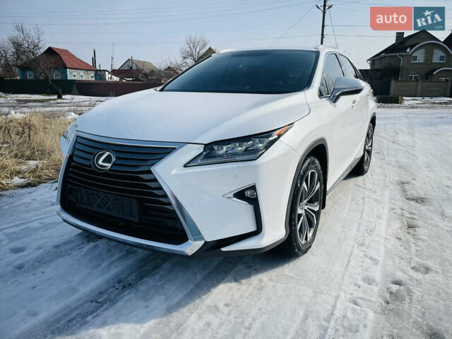 Белый Лексус РХ, объемом двигателя 2 л и пробегом 145 тыс. км за 28000 $, фото 10 на Automoto.ua