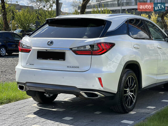 Білий Лексус РХ, об'ємом двигуна 2 л та пробігом 124 тис. км за 33900 $, фото 20 на Automoto.ua