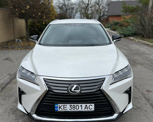 Белый Лексус РХ, объемом двигателя 2 л и пробегом 68 тыс. км за 29700 $, фото 1 на Automoto.ua