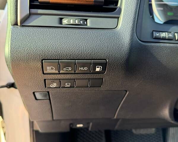 Білий Лексус РХ, об'ємом двигуна 3.46 л та пробігом 90 тис. км за 42000 $, фото 24 на Automoto.ua