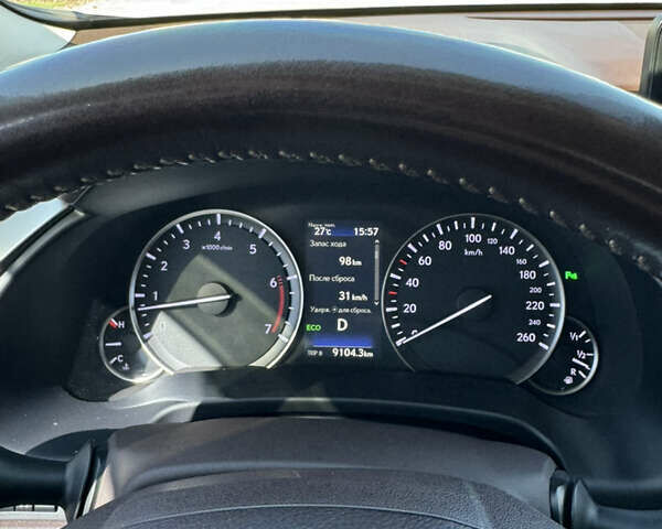 Белый Лексус РХ, объемом двигателя 2 л и пробегом 142 тыс. км за 31000 $, фото 10 на Automoto.ua