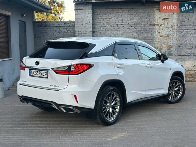 Білий Лексус РХ, об'ємом двигуна 2 л та пробігом 139 тис. км за 40000 $, фото 5 на Automoto.ua