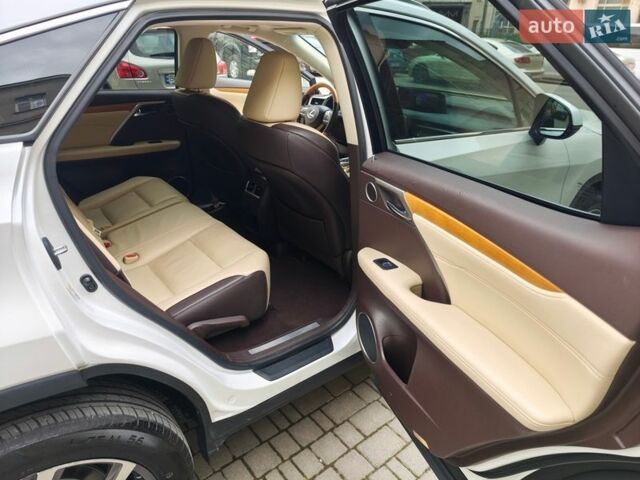 Білий Лексус РХ, об'ємом двигуна 3.46 л та пробігом 71 тис. км за 32000 $, фото 59 на Automoto.ua