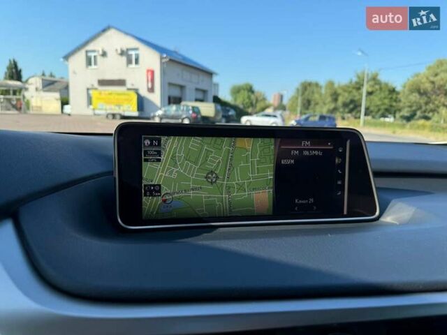 Білий Лексус РХ, об'ємом двигуна 3.46 л та пробігом 90 тис. км за 42000 $, фото 37 на Automoto.ua