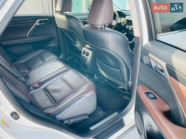 Білий Лексус РХ, об'ємом двигуна 2 л та пробігом 145 тис. км за 27000 $, фото 14 на Automoto.ua