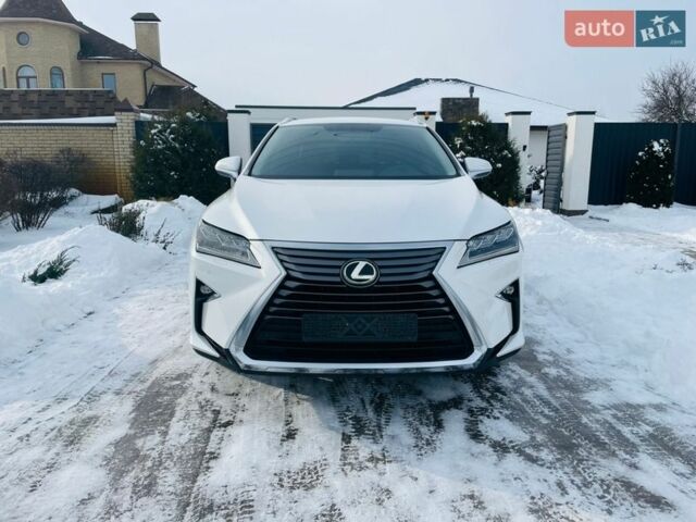 Белый Лексус РХ, объемом двигателя 2 л и пробегом 147 тыс. км за 27700 $, фото 1 на Automoto.ua