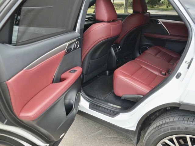Білий Лексус РХ, об'ємом двигуна 2 л та пробігом 30 тис. км за 51500 $, фото 24 на Automoto.ua