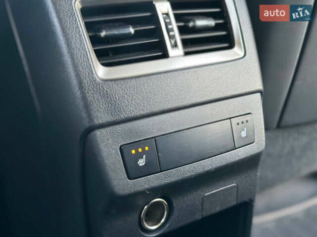 Белый Лексус РХ, объемом двигателя 2 л и пробегом 139 тыс. км за 42000 $, фото 32 на Automoto.ua