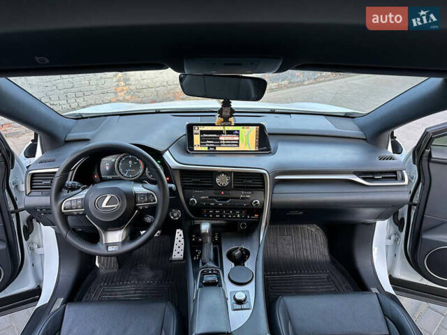 Белый Лексус РХ, объемом двигателя 2 л и пробегом 139 тыс. км за 42000 $, фото 40 на Automoto.ua